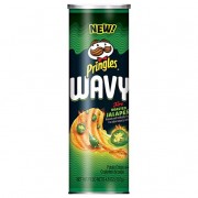 Pringles Wavy Fire Jalapeno 137 Gr